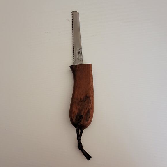 Sant Anooka Wooden cutting board with serrated Bergman Solingen bread knife - Picture 6 of 15